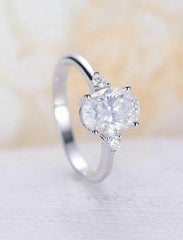2 Carat Oval Cut Diamond Engagement Ring for Women, Three Stone ring, Wedding Ring