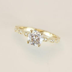 1.5 Carat Round Cut Diamond Engagement Ring for Women, Solitaire Accents Wedding Ring, Christmas Gifts
