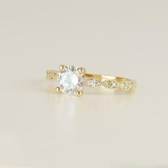 1.5 Carat Round Cut Diamond Engagement Ring for Women, Solitaire Accents Wedding Ring, Christmas Gifts