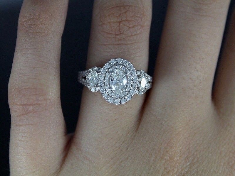 1 Carat Oval Cut Diamond Engagement Ring for Women, Halo Ring Set, Wedding Ring
