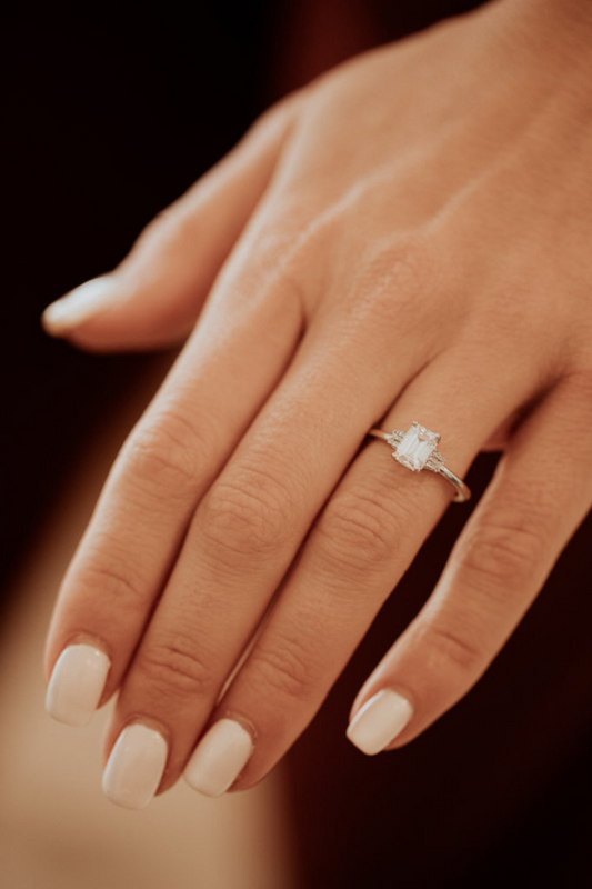 2.5 Carat Emerald Cut Diamond Engagement Ring for Women, Wedding Ring, Christmas Gifts
