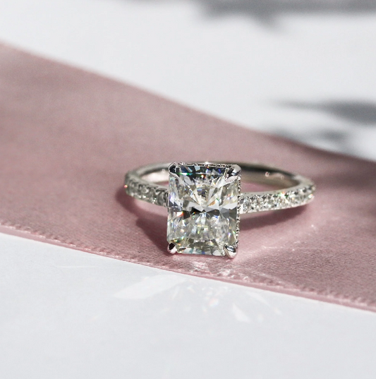 3 Carat Radiant Cut Diamond Engagement Ring For Women, Wedding Ring