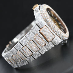 Rehan Jewels Patek Philippe Skeleton Swiss Eta Automatic Movement Orologio con diamanti VVS Moissanite bicolore 